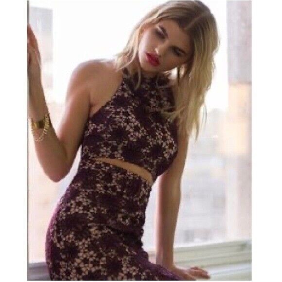 Stylestalker Rosale Lace Dress with Cut Out - Picture 3 of 9